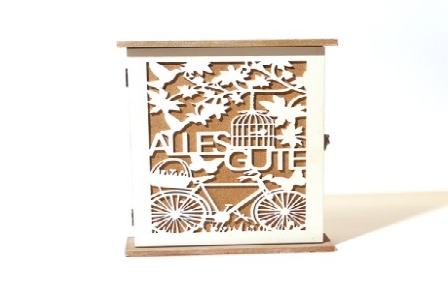 江苏宏鑫苗猪繁殖基地 >> 首页形象图